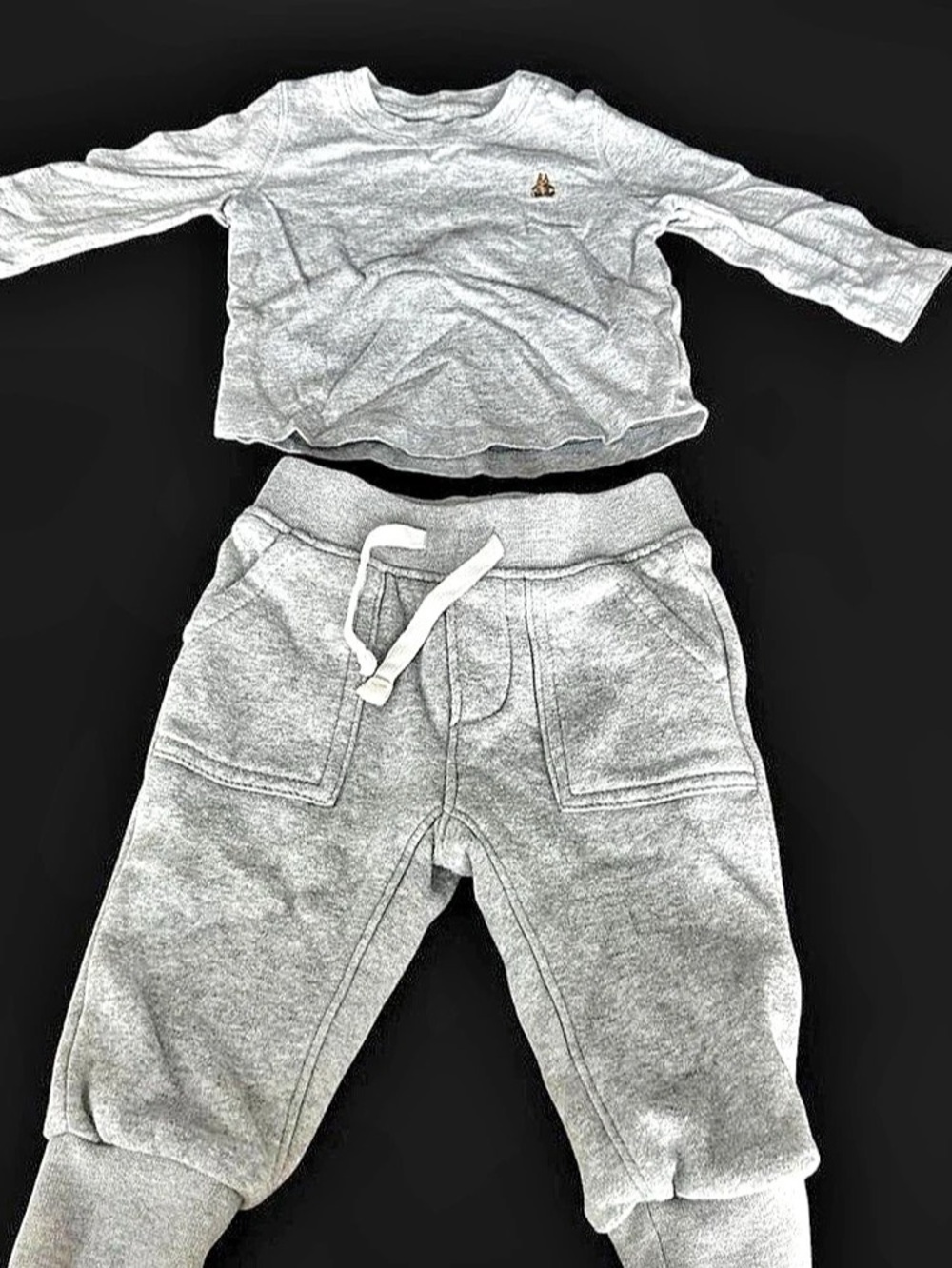 GAP Baby Gray Matching Set 6-12 Months